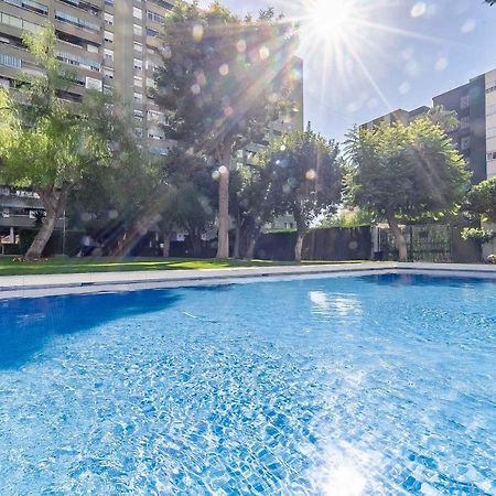 Apartamento Renovado, Tu Escapada De Vacaciones Ideal Фуeнхирола Екстериор снимка