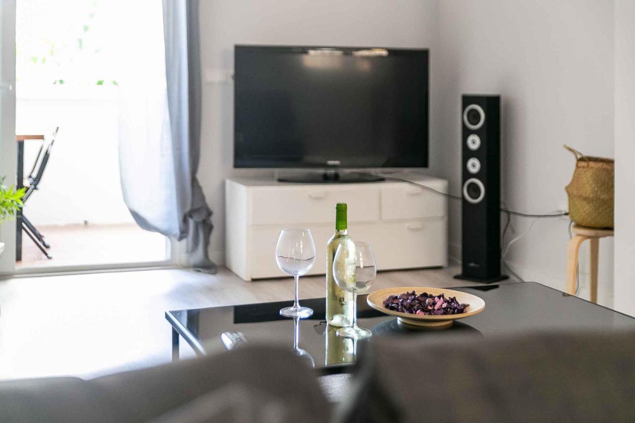 Apartamento Renovado, Tu Escapada De Vacaciones Ideal Фуeнхирола Екстериор снимка