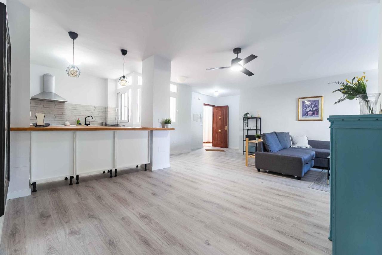 Apartamento Renovado, Tu Escapada De Vacaciones Ideal Фуeнхирола Екстериор снимка