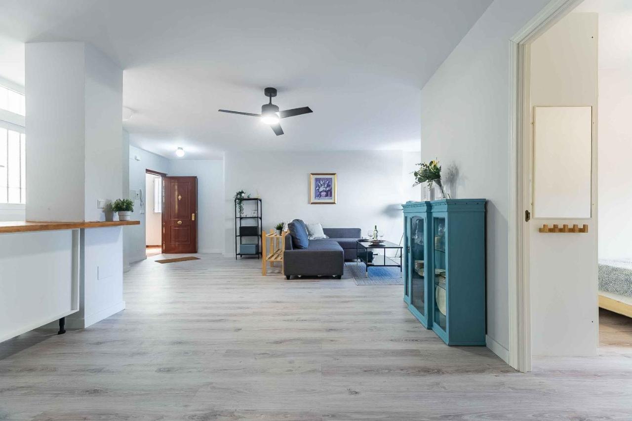Apartamento Renovado, Tu Escapada De Vacaciones Ideal Фуeнхирола Екстериор снимка