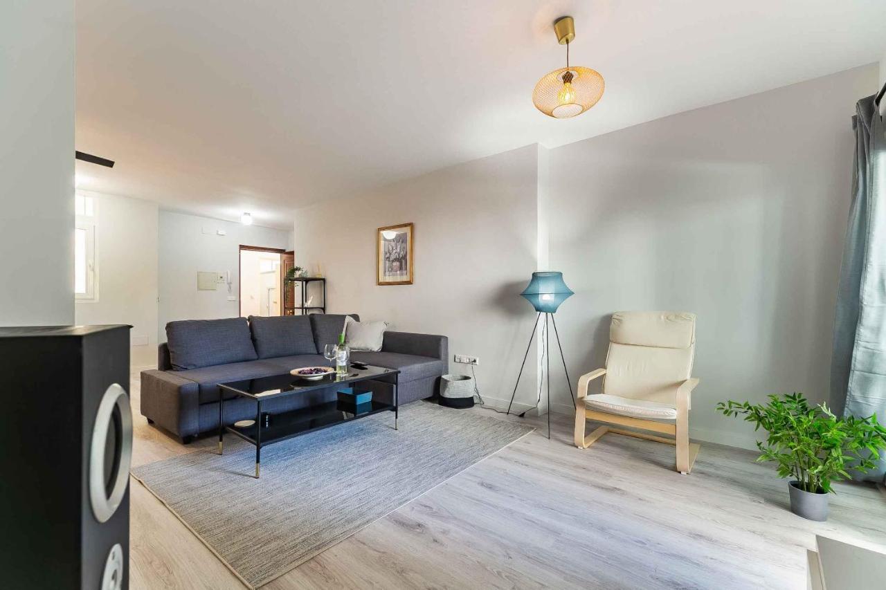 Apartamento Renovado, Tu Escapada De Vacaciones Ideal Фуeнхирола Екстериор снимка