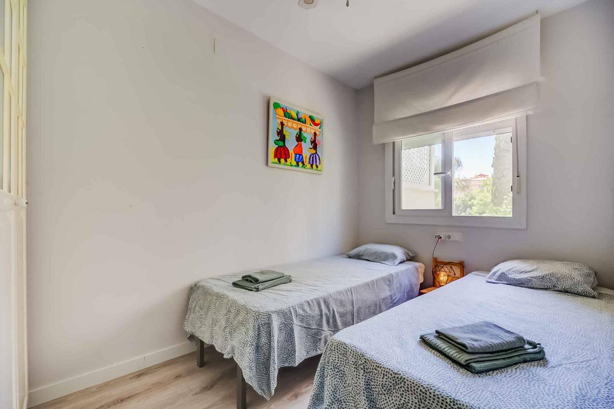 Apartamento Renovado, Tu Escapada De Vacaciones Ideal Фуeнхирола Екстериор снимка